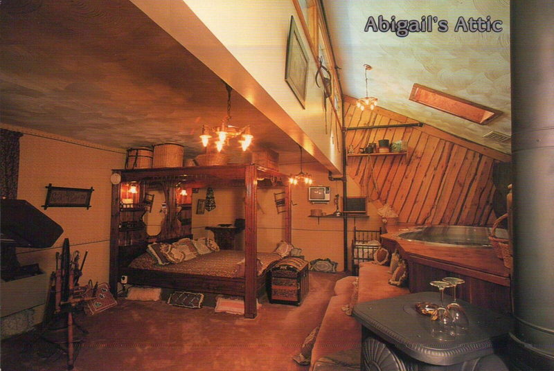 Brookside Inn - Hotel Frankfort - Vintage Postcard (newer photo)